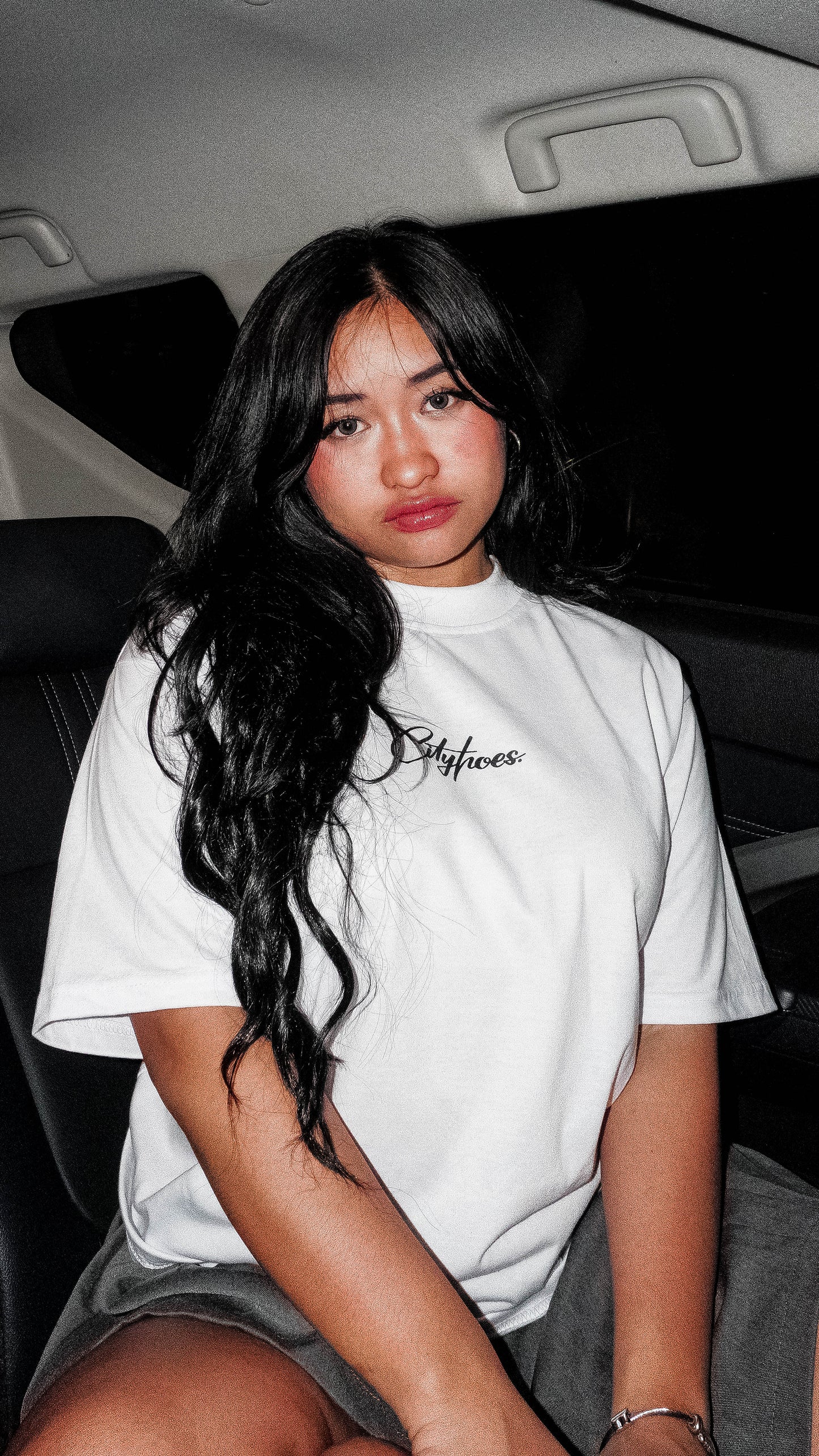Standard "AUTOGRAPH" in White